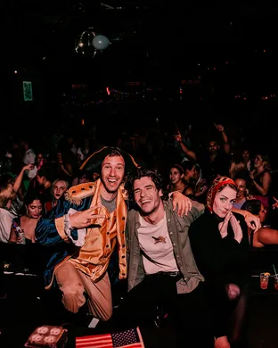 Broadway Rave