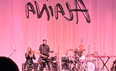 Lauren Alaina